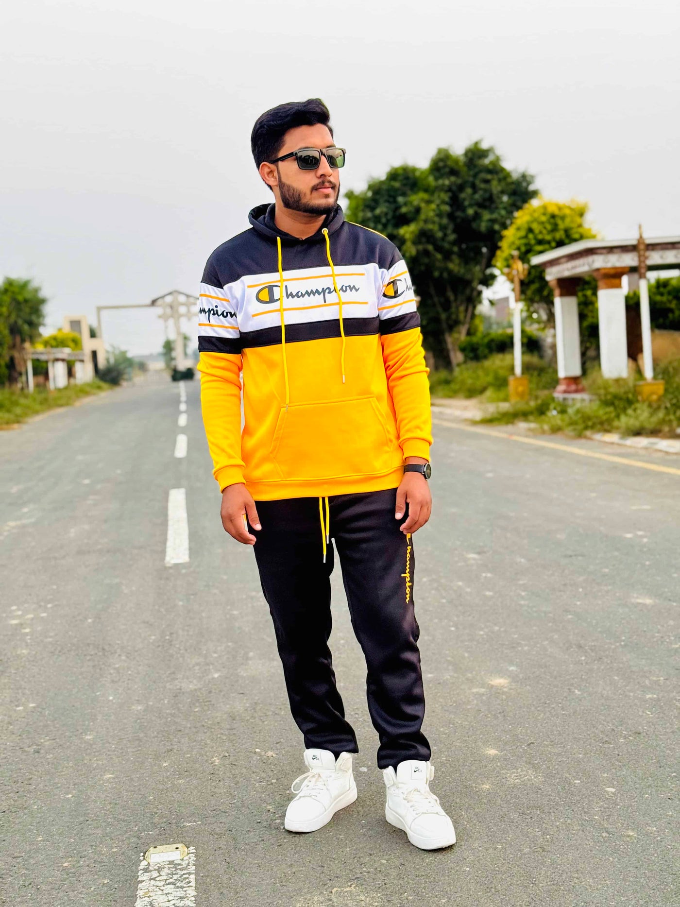 Mens winter tracksuit | Yellow & black combo